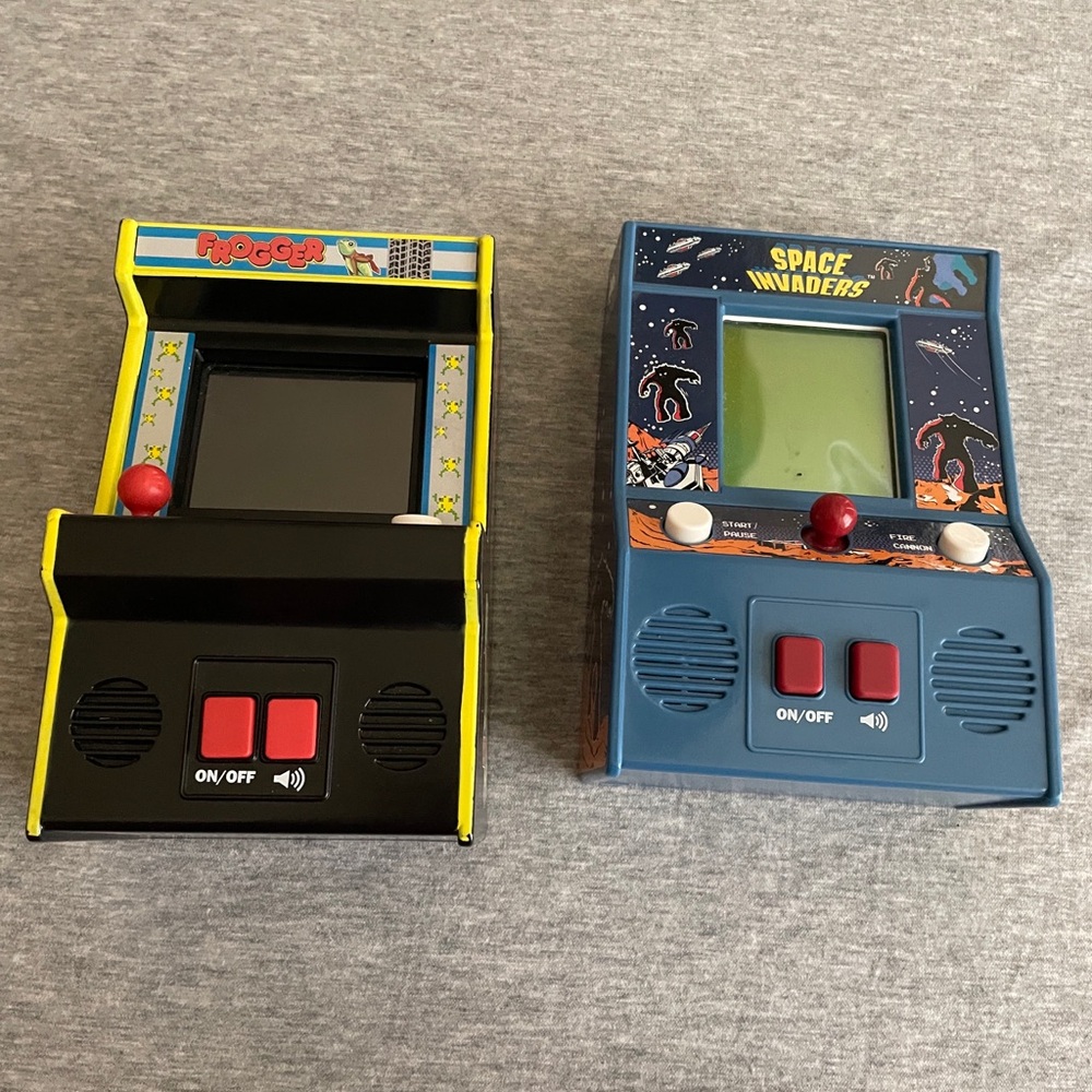 Frogger & Space Invaders Mini Arcade Handhelds – not working